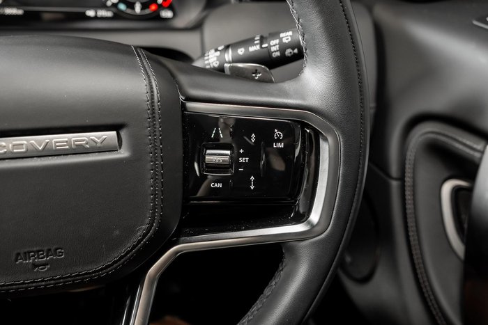 2025 Land Rover Discovery Sport P250 Dynamic HSE