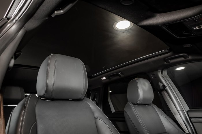 2025 Land Rover Discovery Sport P250 Dynamic HSE