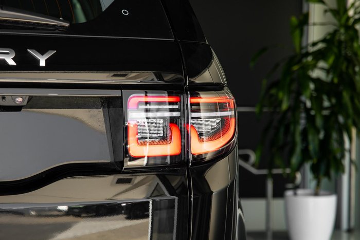 2025 Land Rover Discovery Sport P200 S