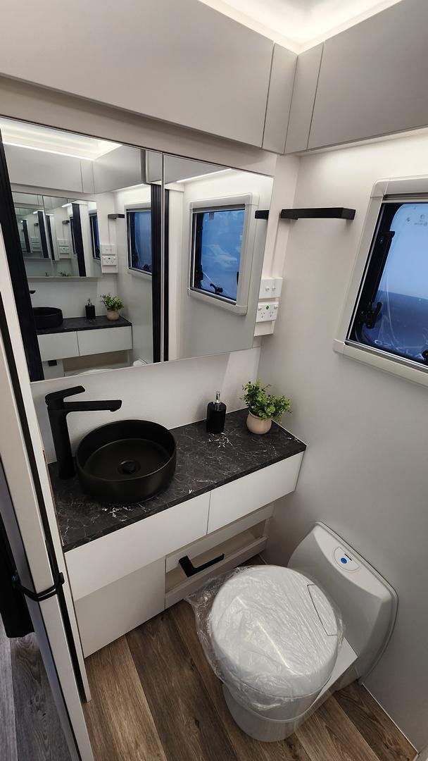 2026 New Age Caravans Road Owl Ro19 My26