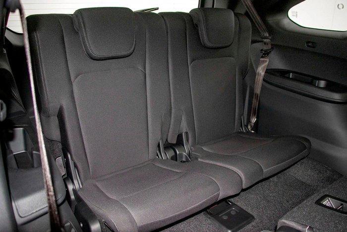 2025 Isuzu MU-X LS-M MY25.5 4x2 Magnetic Red