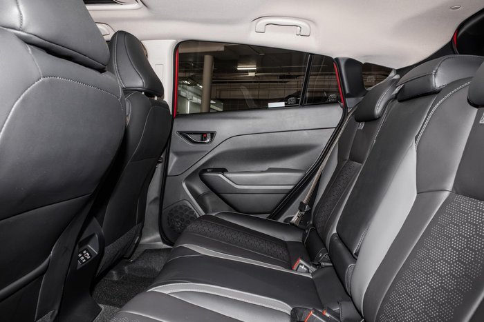 2025 Subaru Impreza 2.0S S-Edition