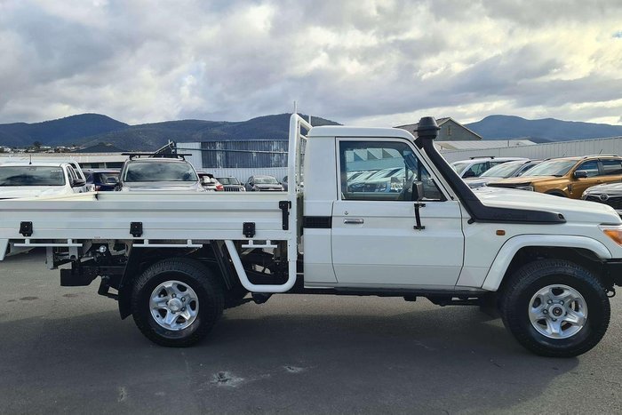 2022 Toyota Landcruiser Workmate