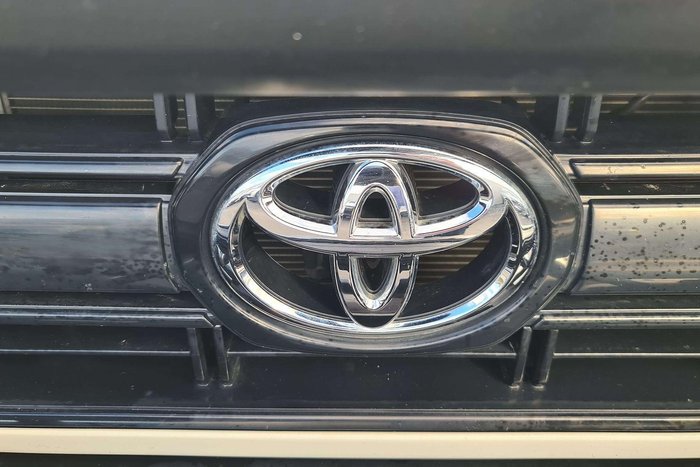 2022 Toyota Landcruiser Workmate