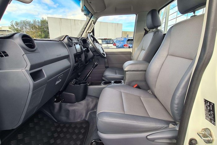 2022 Toyota Landcruiser Workmate