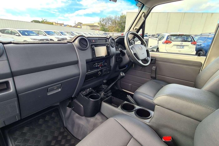 2022 Toyota Landcruiser Workmate