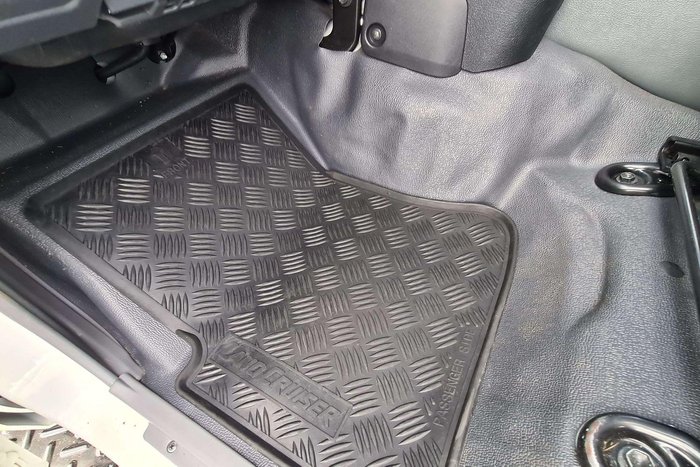 2022 Toyota Landcruiser Workmate