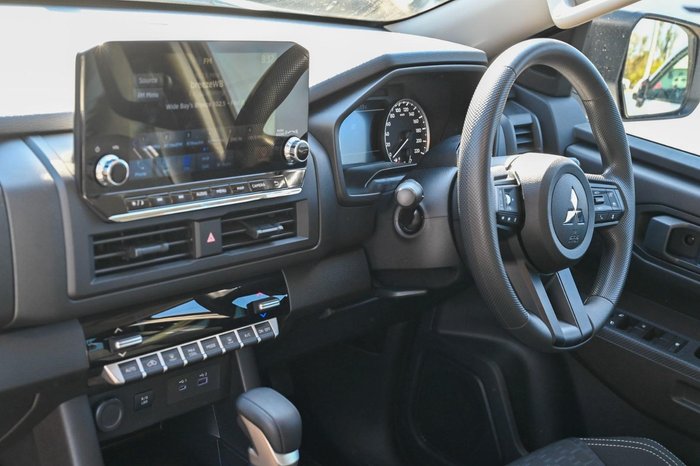 2026 Mitsubishi Triton GLX+