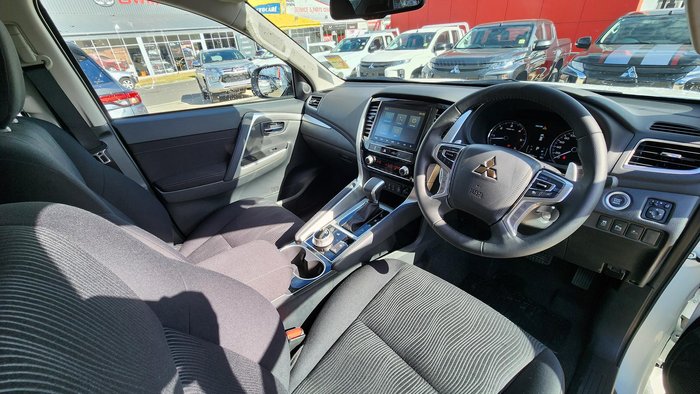 2024 Mitsubishi Pajero Sport GLS