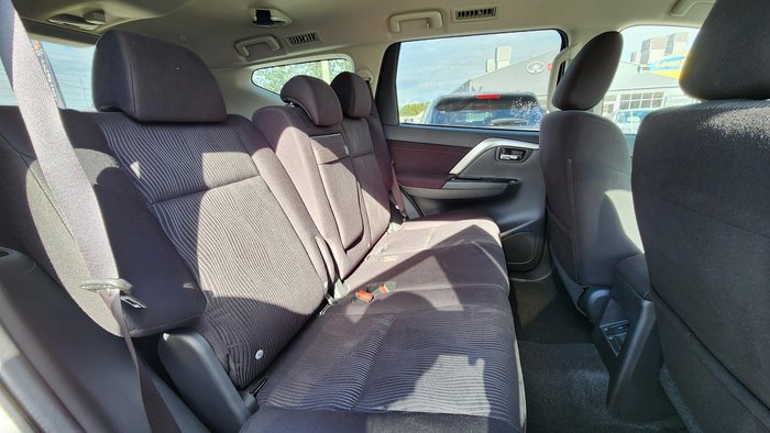 2024 Mitsubishi Pajero Sport GLS