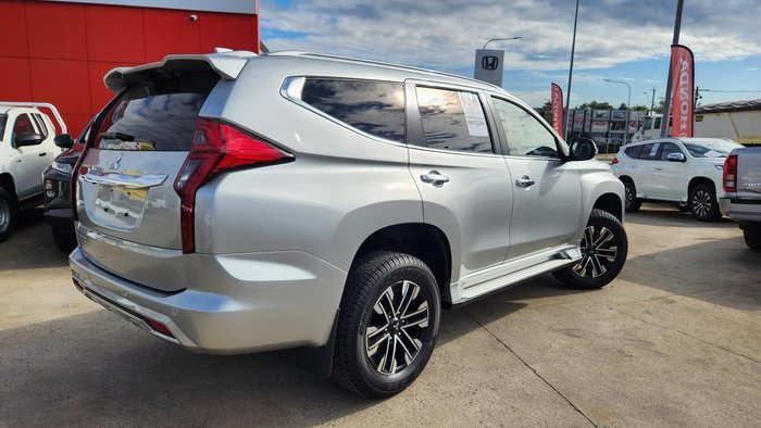 2024 Mitsubishi Pajero Sport GLS