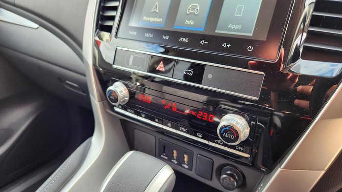 2024 Mitsubishi Pajero Sport GLS