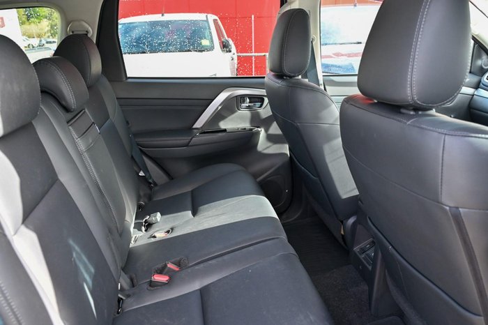 2024 Mitsubishi Pajero Sport GLS