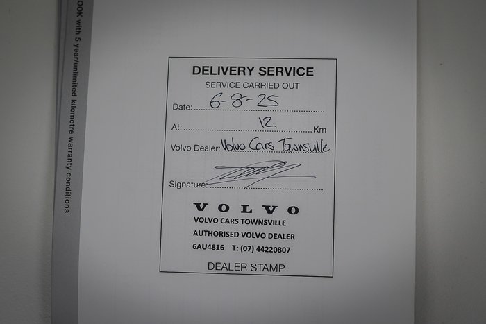 2025 Volvo XC40 Plus B4