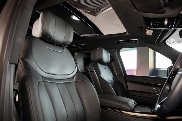 2025 Land Rover Range Rover Sport P530 Autobiography