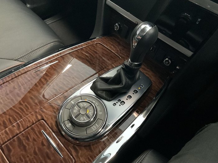 2023 Nissan Patrol Ti-L
