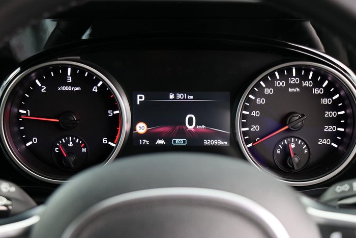 2023 Kia Carnival Si