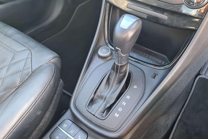 2020 Ford Puma ST-Line V