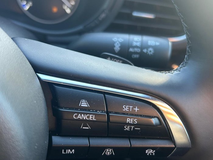2025 Mazda 3 G20 Touring