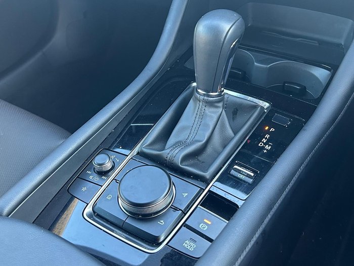 2025 Mazda 3 G20 Touring