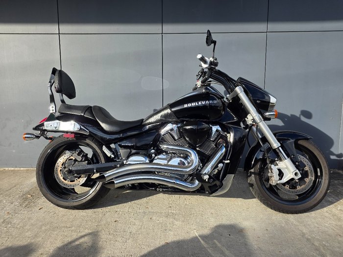 2017 Suzuki VZR 1800 BOULEVARD (M109R) BLACK