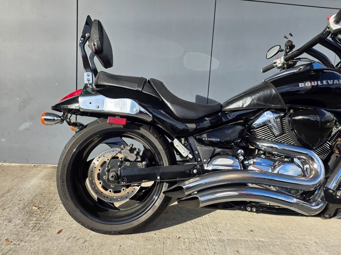 2017 Suzuki VZR 1800 BOULEVARD (M109R) BLACK
