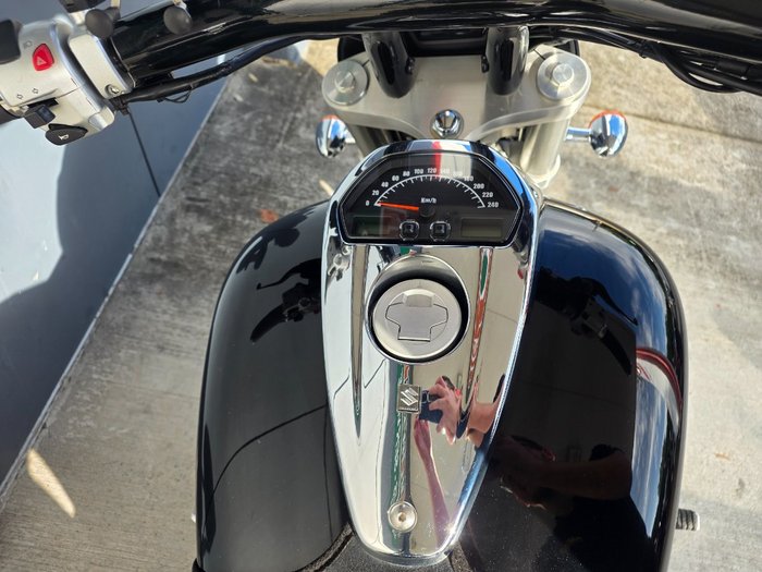 2017 Suzuki VZR 1800 BOULEVARD (M109R) BLACK