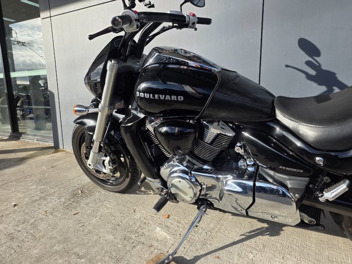 2017 Suzuki VZR 1800 BOULEVARD (M109R) BLACK