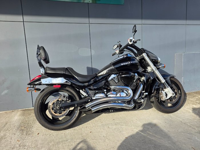 2017 Suzuki VZR 1800 BOULEVARD (M109R) BLACK