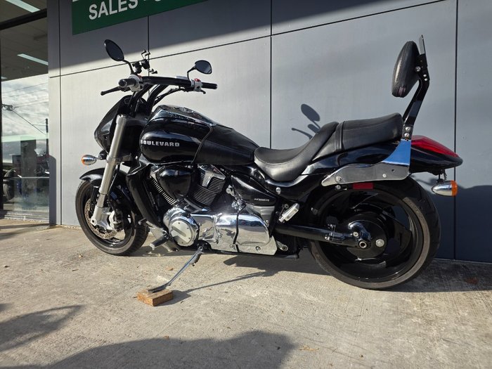 2017 Suzuki VZR 1800 BOULEVARD (M109R) BLACK