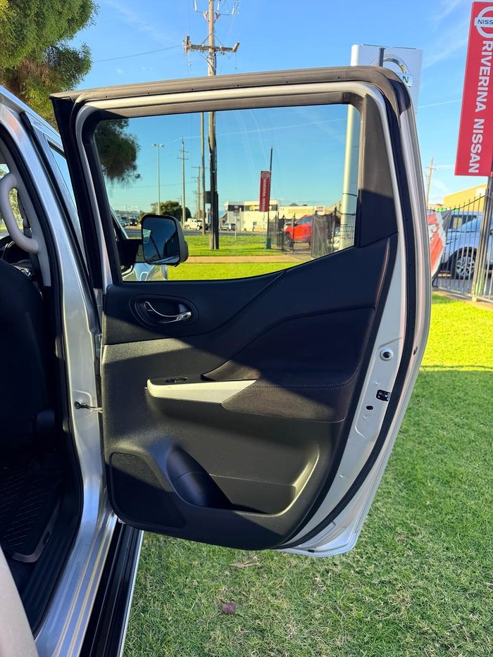 2017 Nissan Navara SL