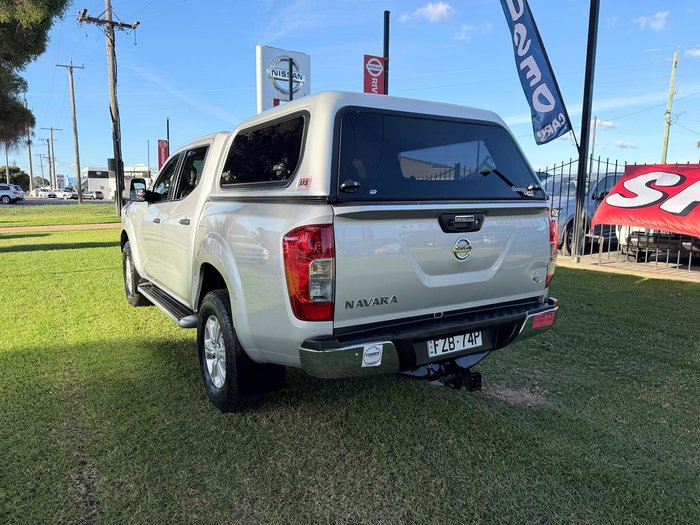 2017 Nissan Navara SL
