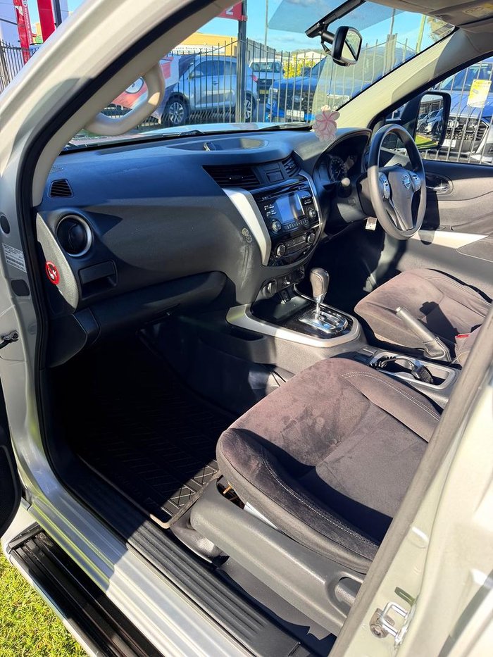 2017 Nissan Navara SL
