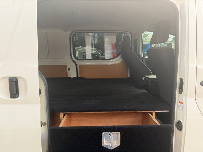 2021 Toyota HiAce (No Badge)