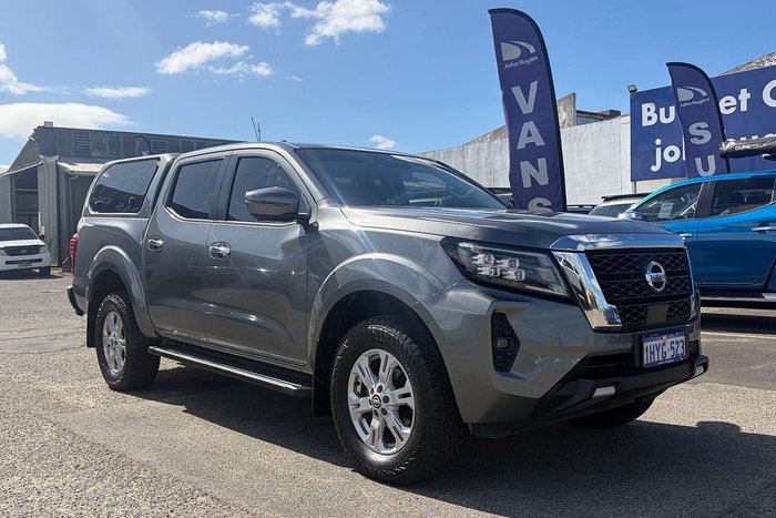 2023 Nissan Navara ST-X