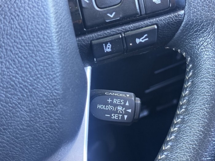 2021 Toyota Hilux SR5
