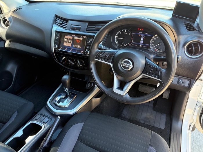 2021 Nissan Navara SL