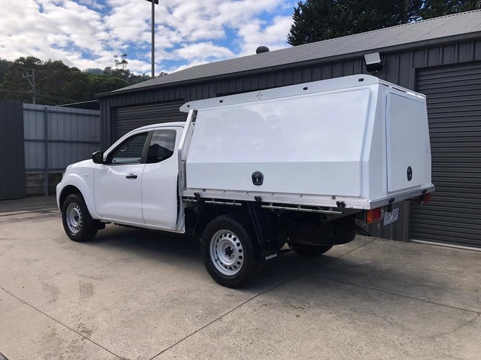 2021 Nissan Navara SL