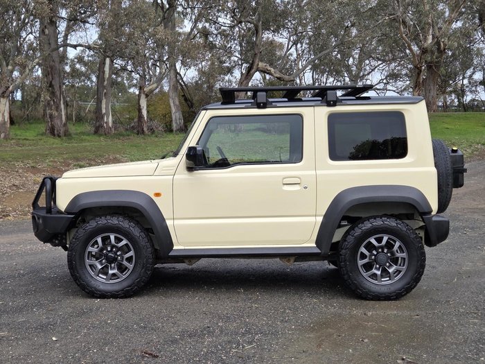 2022 Suzuki Jimny Lite