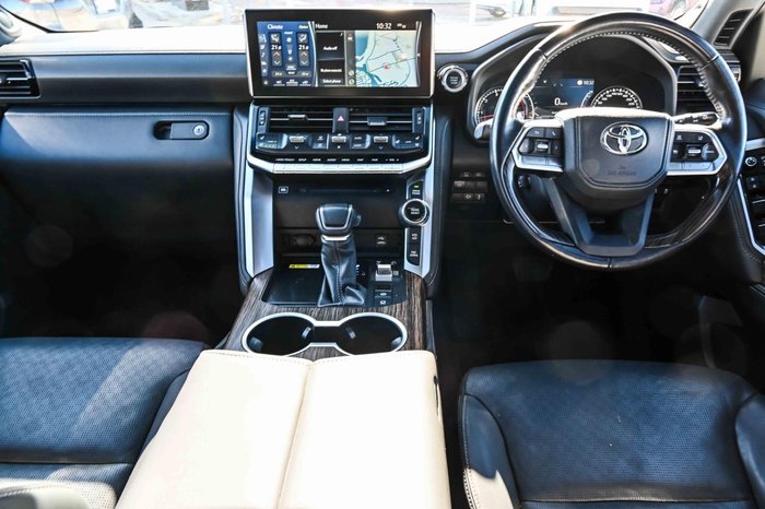 2023 Toyota Landcruiser Sahara