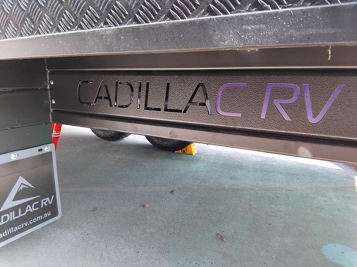 2026 Cadillac RV Ourea Royal Plus King Bed Family Triple Bunk Full Victron