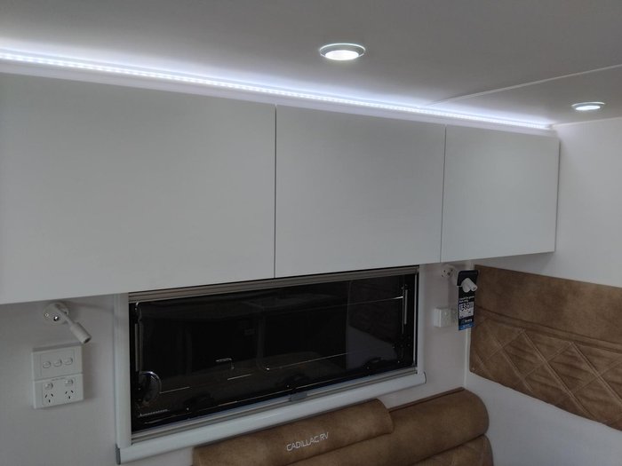2026 Cadillac RV Ourea Royal Plus King Bed Family Triple Bunk Full Victron