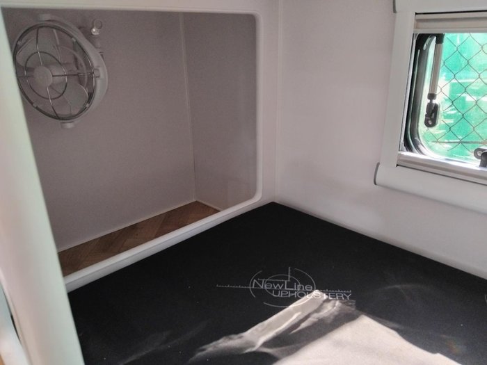 2026 Cadillac RV Ourea Royal Plus King Bed Family Triple Bunk Full Victron