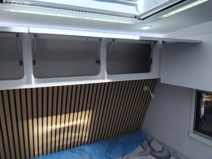 2026 Cadillac RV Ourea Royal Plus King Bed Family Triple Bunk Full Victron