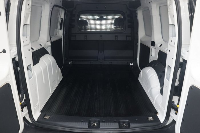 2024 Volkswagen Caddy TSI220