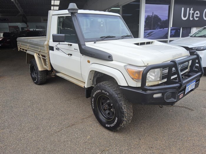 2017 Toyota Landcruiser GXL VDJ79R 4X4 Dual Range French Vanilla