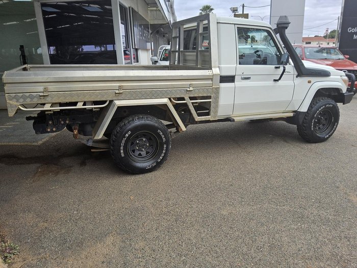 2017 Toyota Landcruiser GXL VDJ79R 4X4 Dual Range French Vanilla