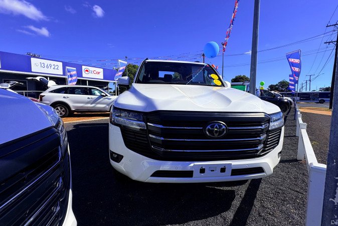 2024 TOYOTA LANDCRUISER