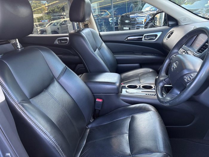 2016 Nissan Pathfinder ST-L