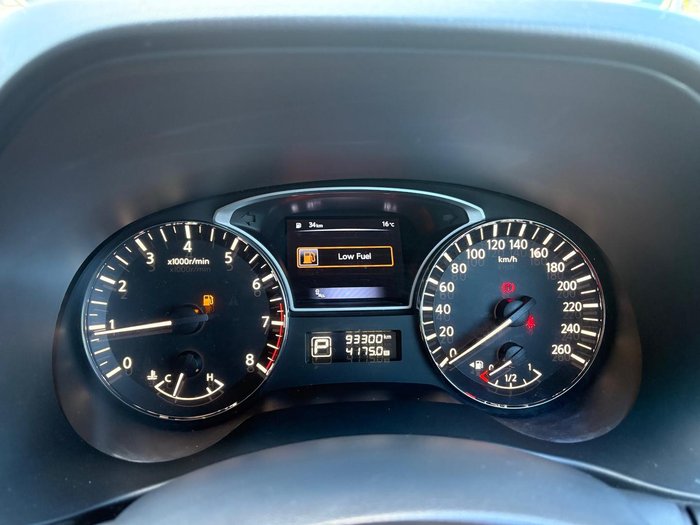 2016 Nissan Pathfinder ST-L